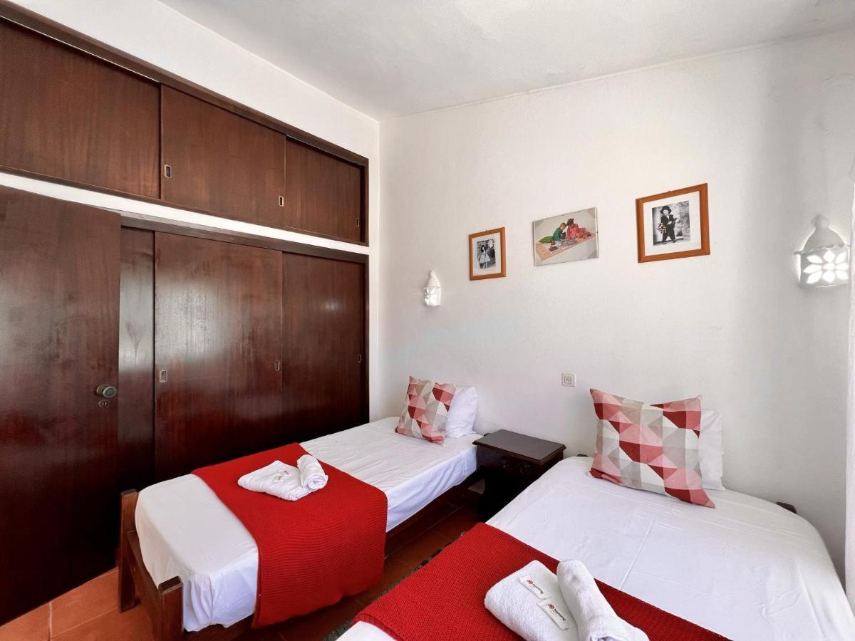 Armacao De Pera Twins 3 With Pool By Homing Apartment ภายนอก รูปภาพ
